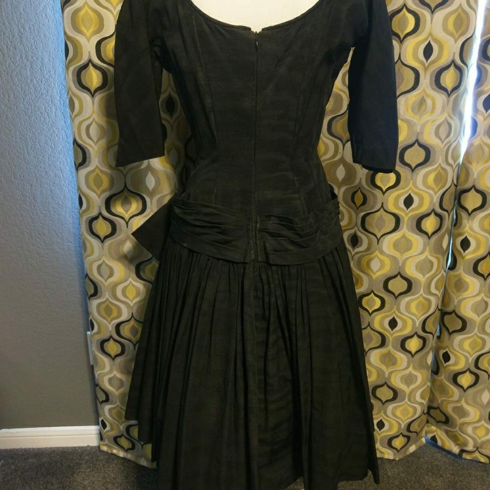 Black Vintage Cocktail Party Formal Dress - Picture 3 of 3
